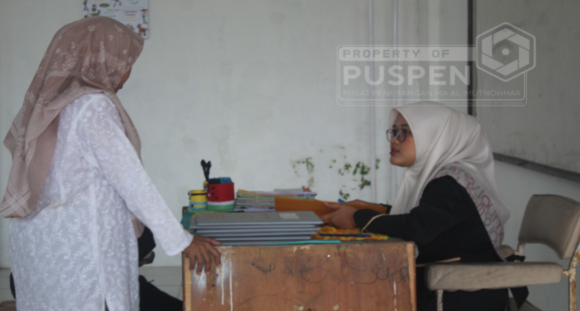 Bukan Sekadar Angka, Pembagian Rapor MA dan SMP BP Al-Muthohhar Jadi Momen Refleksi dan Sinergi Pendidikan